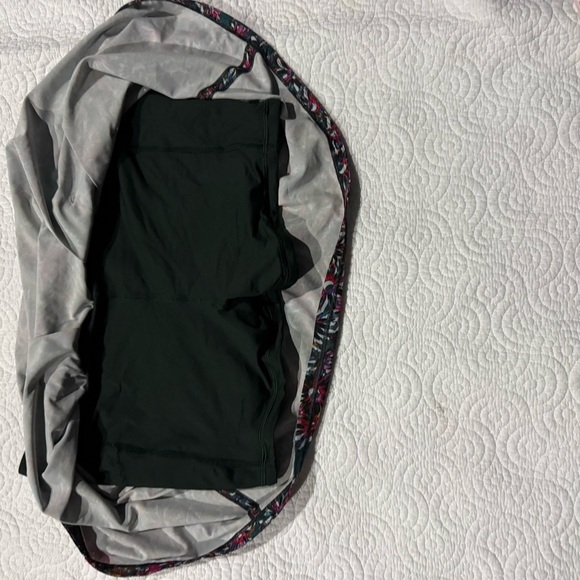 lululemon athletica Floral Multi Skirt - Picture 10 of 14